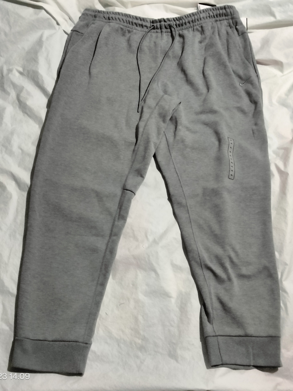 Nike Men’s Dri-FIT UV Versatile Joggers Size XL FZ0975-065 Heather Gray NWT